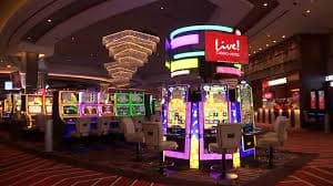 unu4d mobile app home screen showing slot games and live casino options